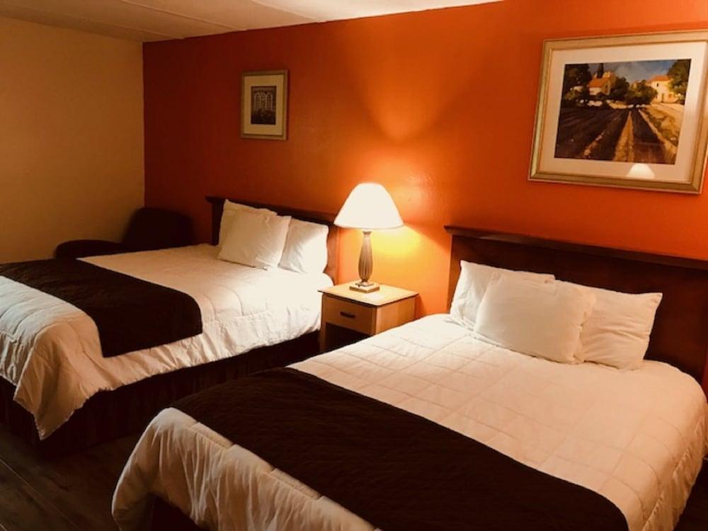 Americas Best Value Inn Ларедо Экстерьер фото