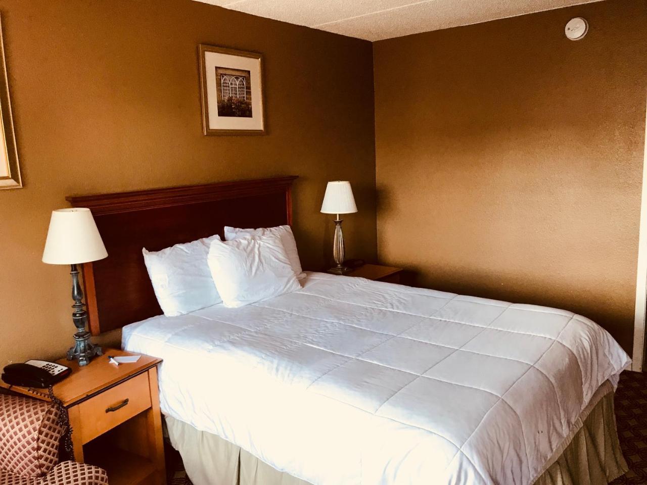 Americas Best Value Inn Ларедо Экстерьер фото